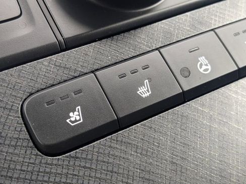 Used 2024 Hyundai Palisade Limited image 30