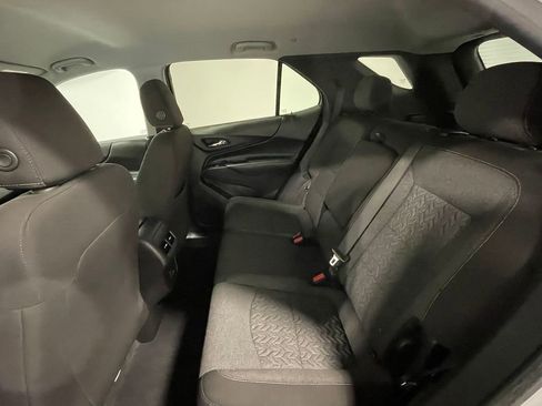Used 2023 Chevrolet Equinox LT AWD/4WD image 18
