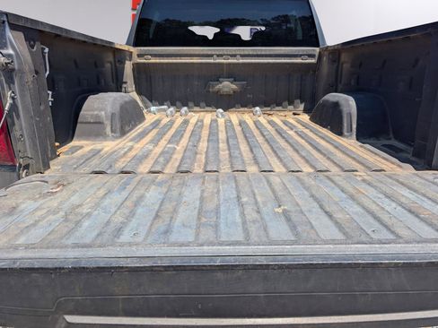 Used 2021 Chevrolet Silverado 1500 LT Trail Boss w/ Bed Protection Package AWD/4WD image 15