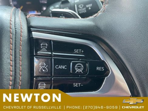 Used 2022 Jeep Grand Cherokee L Summit AWD/4WD image 15