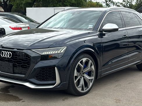 Used 2023 Audi RS Q8 w/ Executive Package AWD/4WD image 3