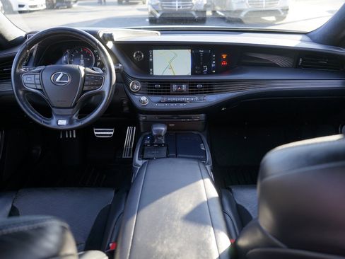 Used 2018 Lexus LS 500 F Sport image 16