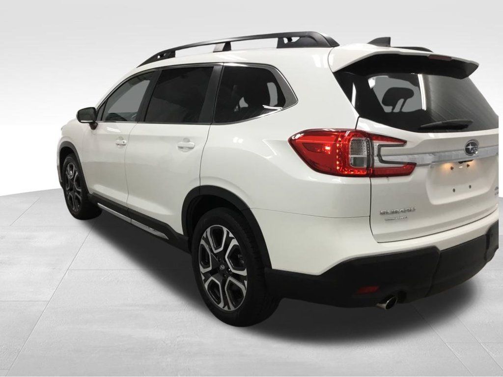 Used 2023 Subaru Ascent Limited AWD/4WD image 37