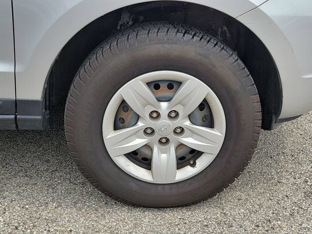 Used 2009 Hyundai Santa Fe GLS w/ Popular Equipment Pkg 2 FWD image 5