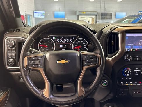Used 2022 Chevrolet Silverado 3500 High Country w/ Z71 Off-Road Package AWD/4WD image 27