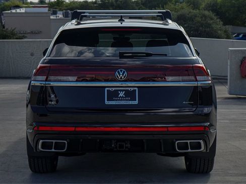 New 2026 Volkswagen Atlas Cross Sport SEL Premium R-Line AWD/4WD image 6