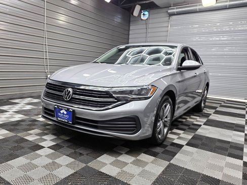 Used 2022 Volkswagen Jetta SE FWD image 43