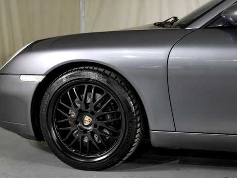 Used 2001 Porsche 911 Carrera RWD image 12