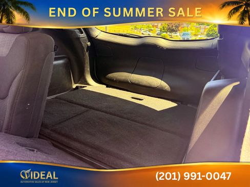 Used 2016 Jeep Cherokee Latitude w/ Cold Weather Group AWD/4WD image 35