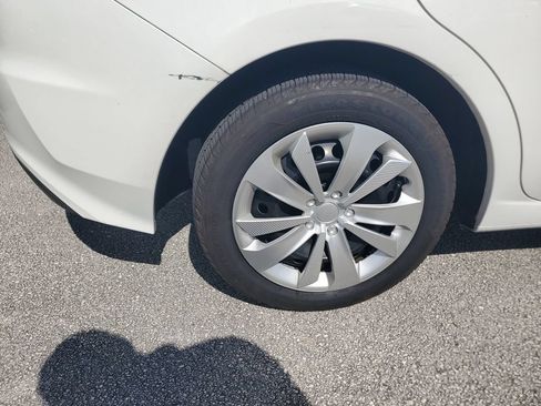 Used 2019 Subaru Impreza 2.0i w/ Eyesight AWD/4WD image 9