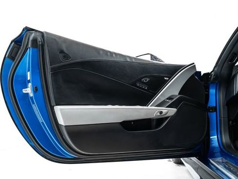 Used 2014 Chevrolet Corvette Stingray Coupe w/ 2LT Preferred Equipment Group image 16