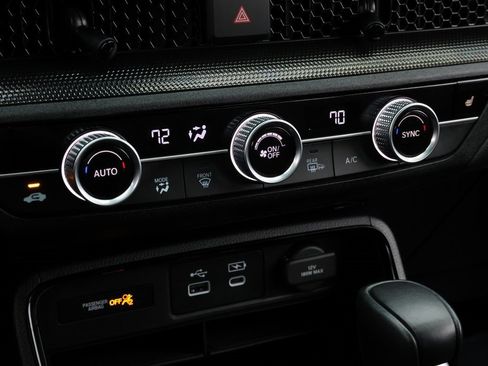 Used 2025 Honda CR-V Sport image 23