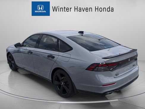 Used 2024 Honda Accord Sport image 6