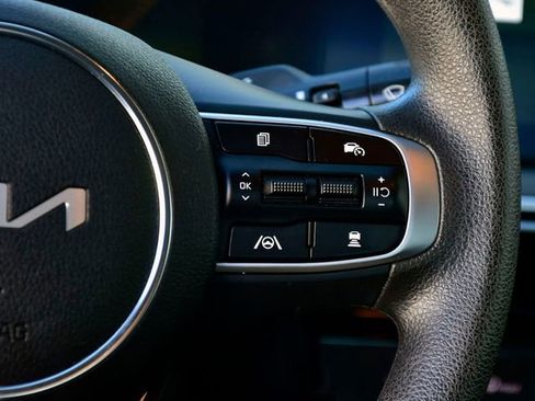 Certified 2025 Kia K5 LXS image 16