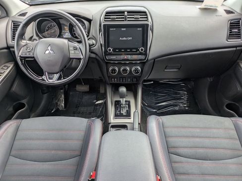 Used 2025 Mitsubishi Outlander Sport SE AWD/4WD image 25