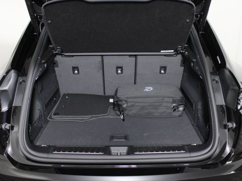 Used 2025 Porsche Macan Turbo Electric image 14