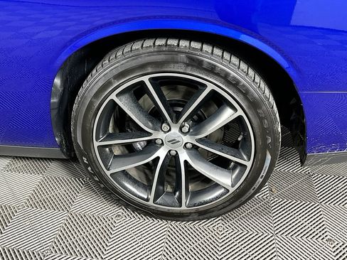 Used 2018 Dodge Challenger R/T w/ Performance Handling Group image 36