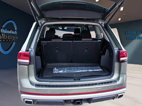 New 2026 Volkswagen Atlas Peak Edition image 30