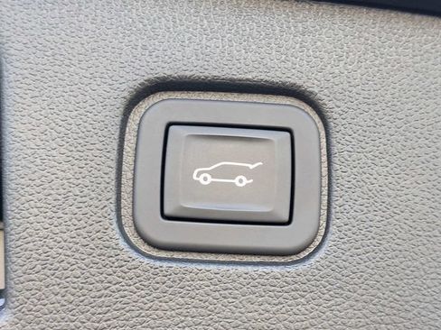 Used 2024 Chevrolet Blazer EV RS AWD/4WD image 12