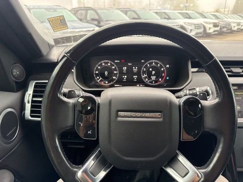 Used 2019 Land Rover Discovery SE image 12