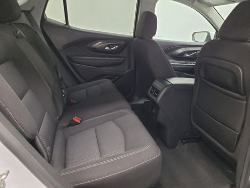 Used 2022 GMC Terrain SLE w/ Driver Convenience Package image 19