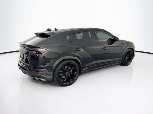 Used 2024 Lamborghini Urus Performante AWD/4WD image 5