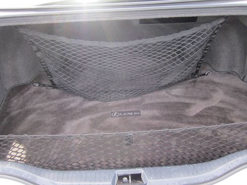 Used 2004 Lexus LS 430 RWD image 13