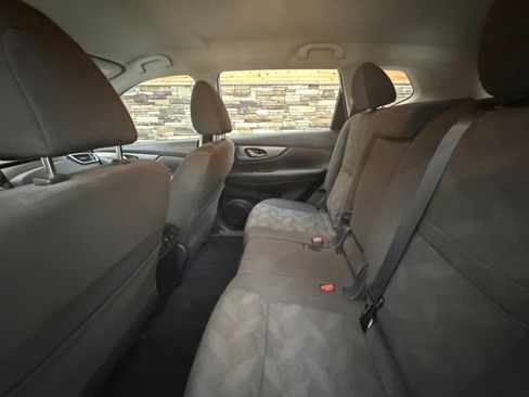 Used 2016 Nissan Rogue S AWD/4WD image 29