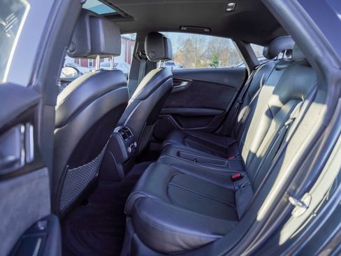 Used 2017 Audi S7 Prestige w/ Prestige Package image 37