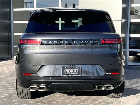 Used 2025 Land Rover Range Rover Sport Dynamic SE AWD/4WD image 4