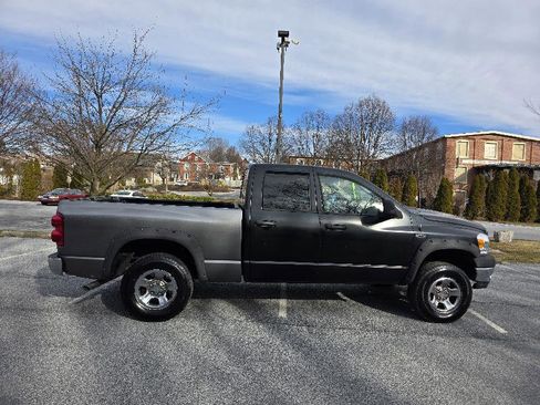 Used 2008 Dodge Ram 1500 Truck ST image 7