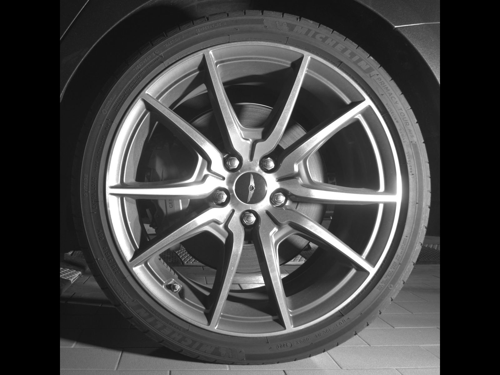 Used 2025 Genesis G70 2.5T RWD image 25