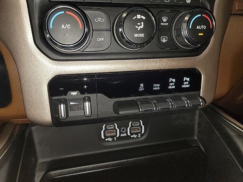 Used 2021 RAM 1500 Laramie image 19