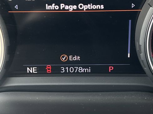 Used 2023 Chevrolet Silverado 2500 LTZ w/ LTZ Premium Package image 23