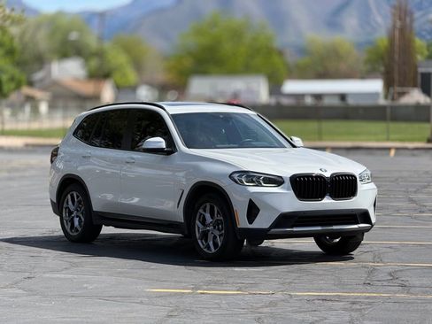 Used 2024 BMW X3 xDrive30i w/ Convenience Package AWD/4WD image 3