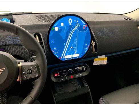 Certified 2025 MINI Cooper Countryman S w/ Comfort Package Max image 5