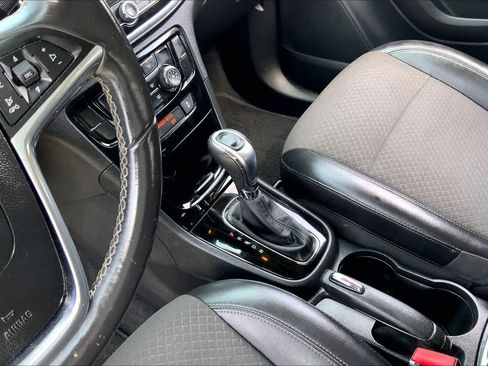 Used 2018 Buick Encore Preferred image 15