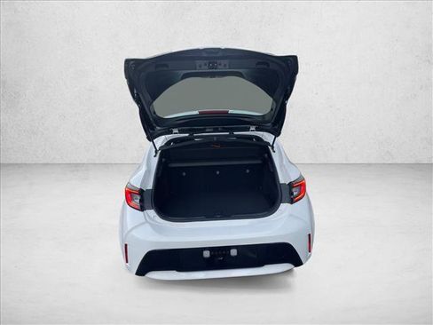 Used 2024 Toyota Corolla SE image 13