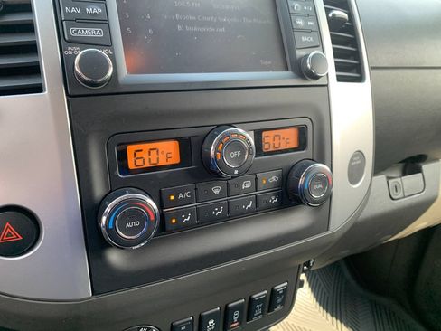 Used 2020 Nissan Frontier PRO-4X w/ Pro-4x Utility Package AWD/4WD image 33