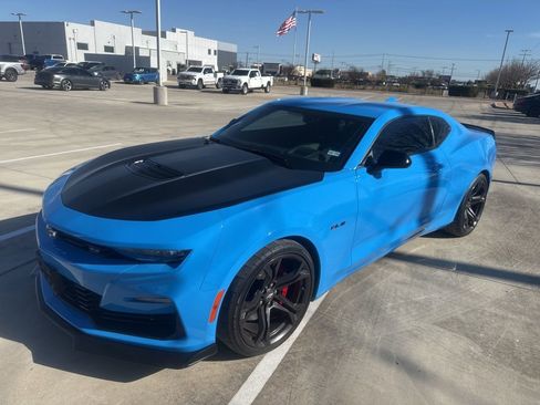 Used 2022 Chevrolet Camaro SS image 7