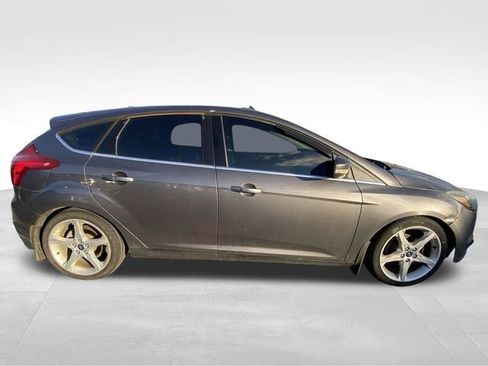 Used 2012 Ford Focus Titanium image 13