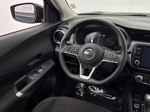 Used 2023 Nissan Kicks SV FWD image 25