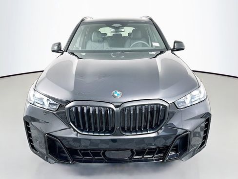 New 2026 BMW X5 xDrive40i w/ M Sport Package image 2