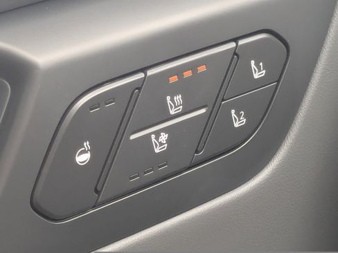 New 2026 Kia EV9 Wind AWD/4WD image 35