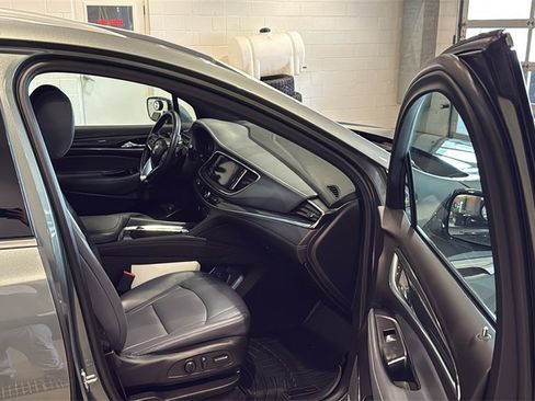 Used 2023 Buick Enclave Essence w/ Sound and Sites Package image 12