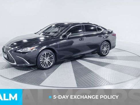 Used 2024 Lexus ES 300h w/ Premium Package image 4
