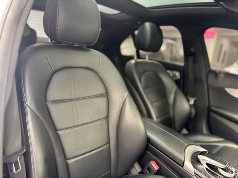 Used 2018 Mercedes-Benz C 300 Sedan image 19