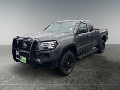 Used 2022 Toyota Tacoma SR w/ SX Package image 3