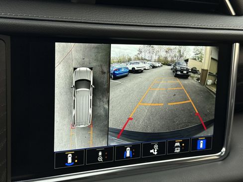 Used 2022 GMC Yukon Denali image 19