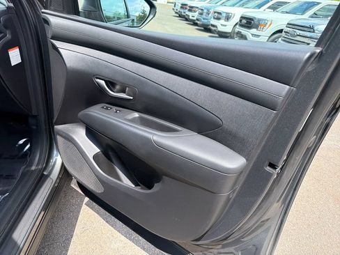 Used 2025 Hyundai Tucson SEL AWD/4WD image 14
